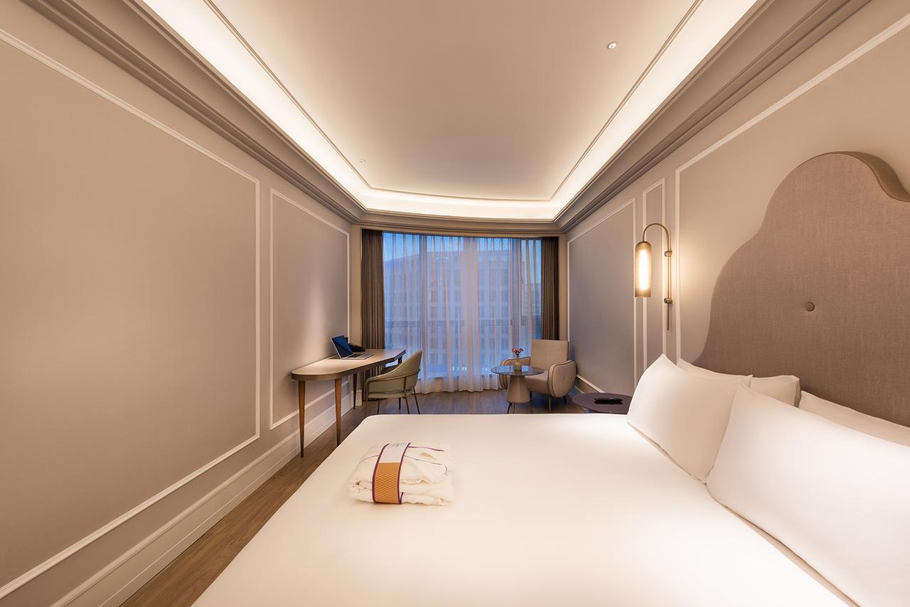 Mercure Shanghai Hongqiao Soho Экстерьер фото